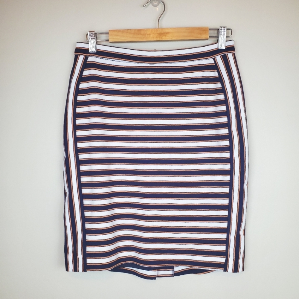 Banana Republic Size 6 Striped Skirt